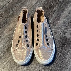 Blowfish Pink Sparkle Shoes Size 8